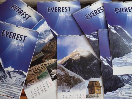 Originálny expedičný kalendár na rok 2017 „Everest, Hard Way“ je už na svete